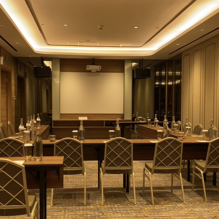 finestpaketan.hiltongardeninn1