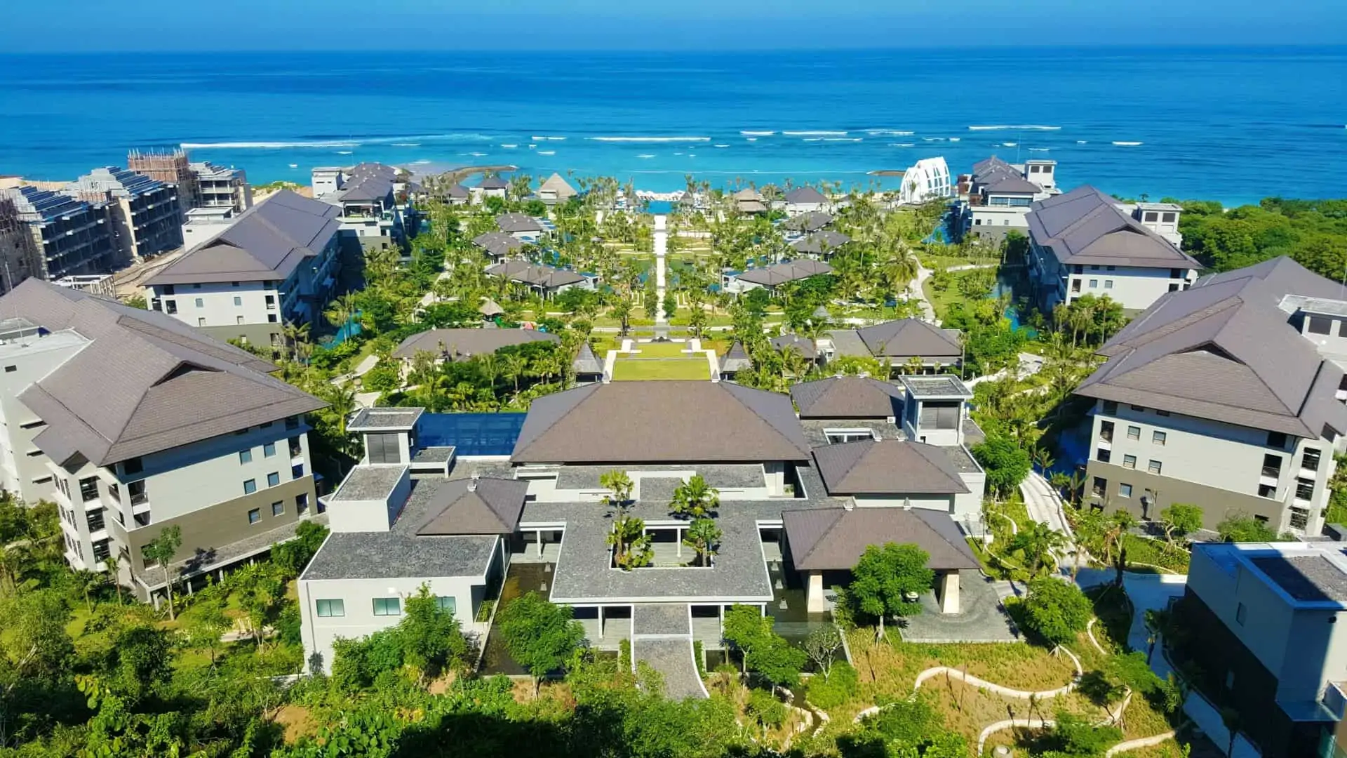 The-Ritz-Carlton-Bali-Overview (1)