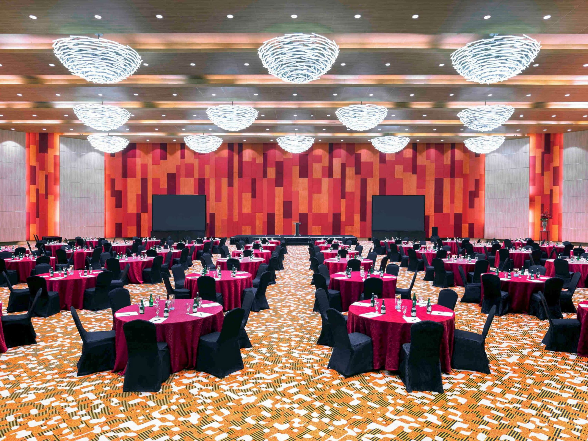 Grand-Mercure-Jakarta-Kemayoran-Exterior