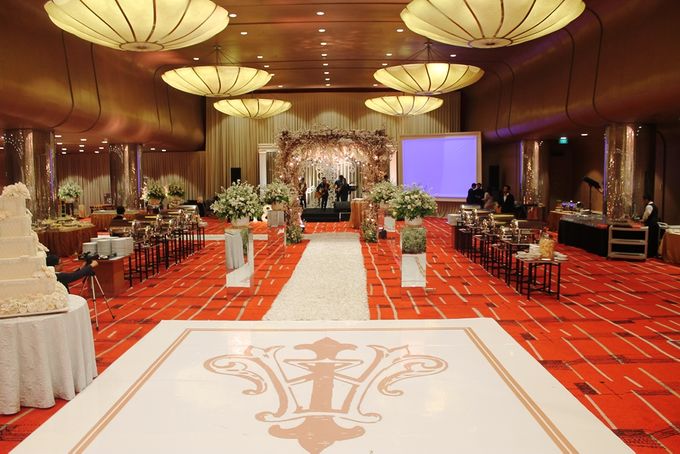 grand-mercure-jakarta-harmoni_our-ballroom-1_24