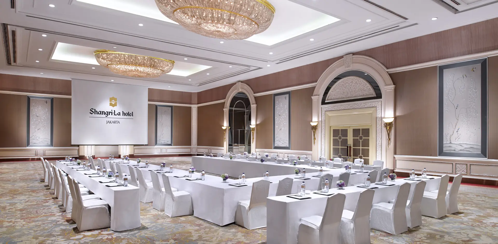 ballroom shangri la 4