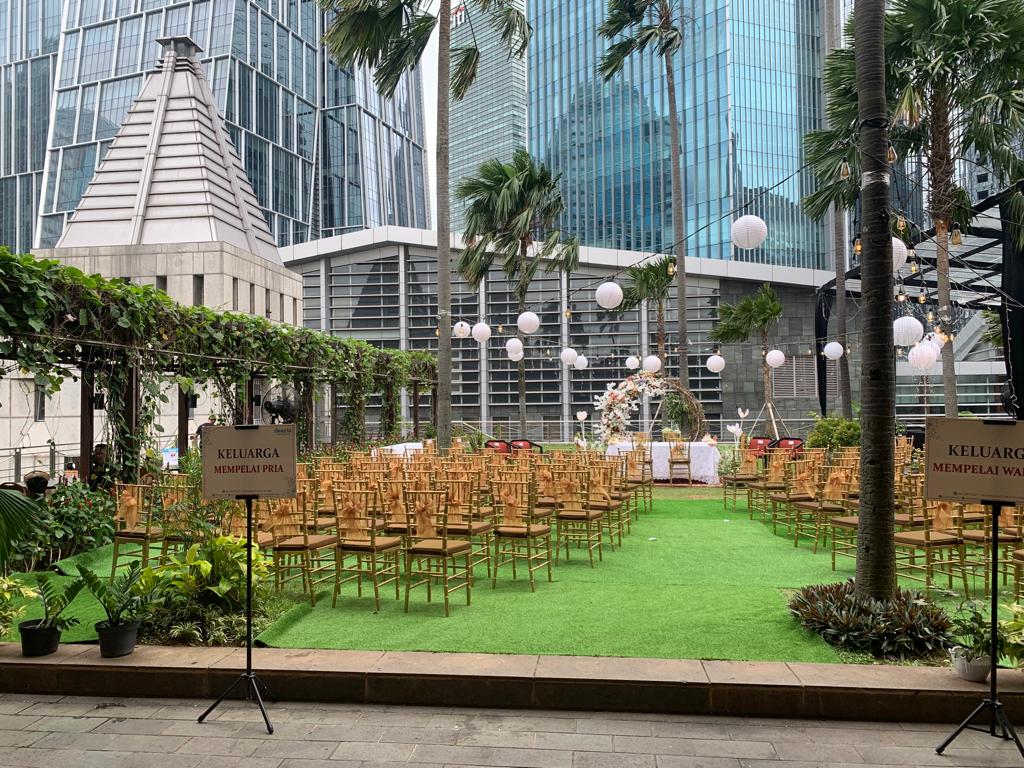 22 12 11 Avi Rendy Garden (2)