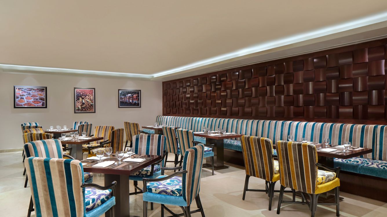 md-jktmd-la-brasserie-restaurant-2-26559_Wide-Hor