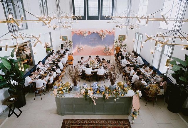 Photo by Royal Design Indonesia on (3)