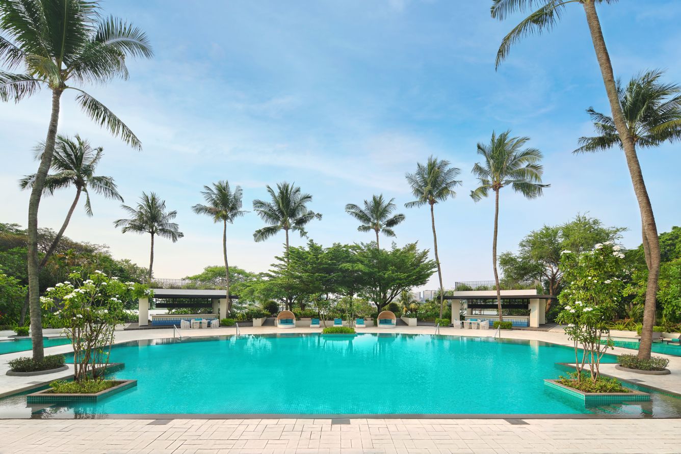 Sheraton bandara pool 2