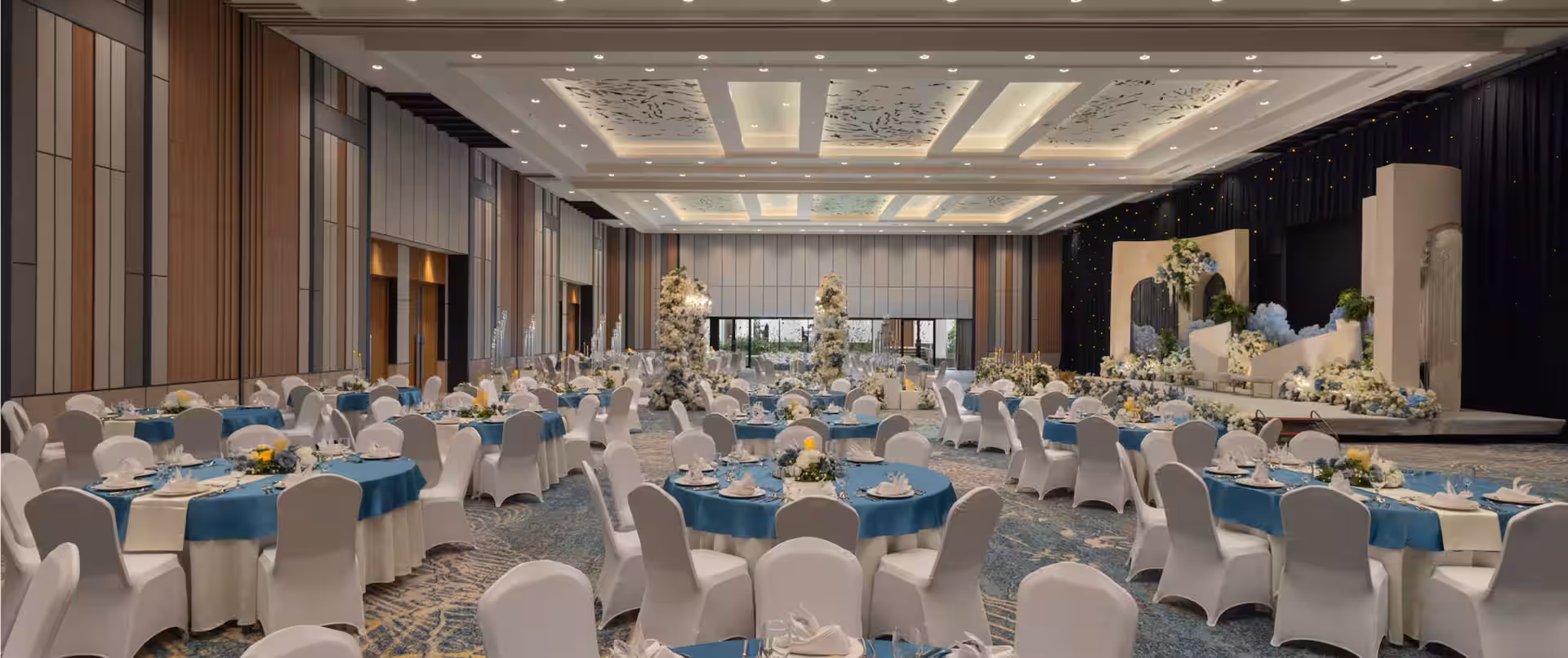 grand-mapletree-ballroom-wedding